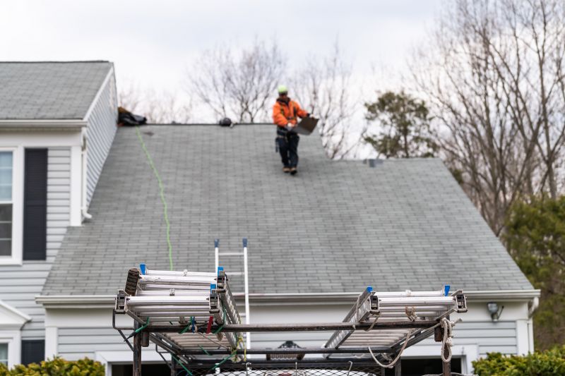 Contact a Salem Roofing Expert